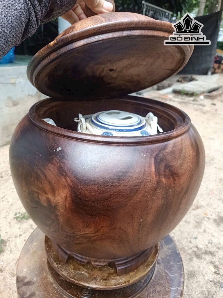 Bình Ủ Trà Gỗ Lim Cao 41 Đường Kính 35 (cm) Đựng 2,5 lít