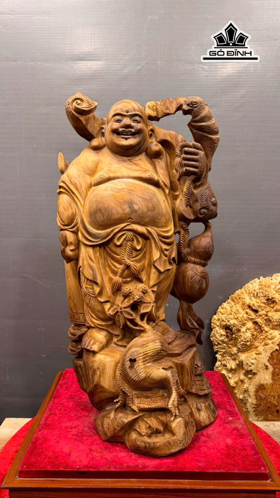 Tượng Phật Di Lặc Vác Gậy Như Ý Gỗ Ngọc Am Cao 61 Ngang 33 Sâu 27 (cm) 15kg