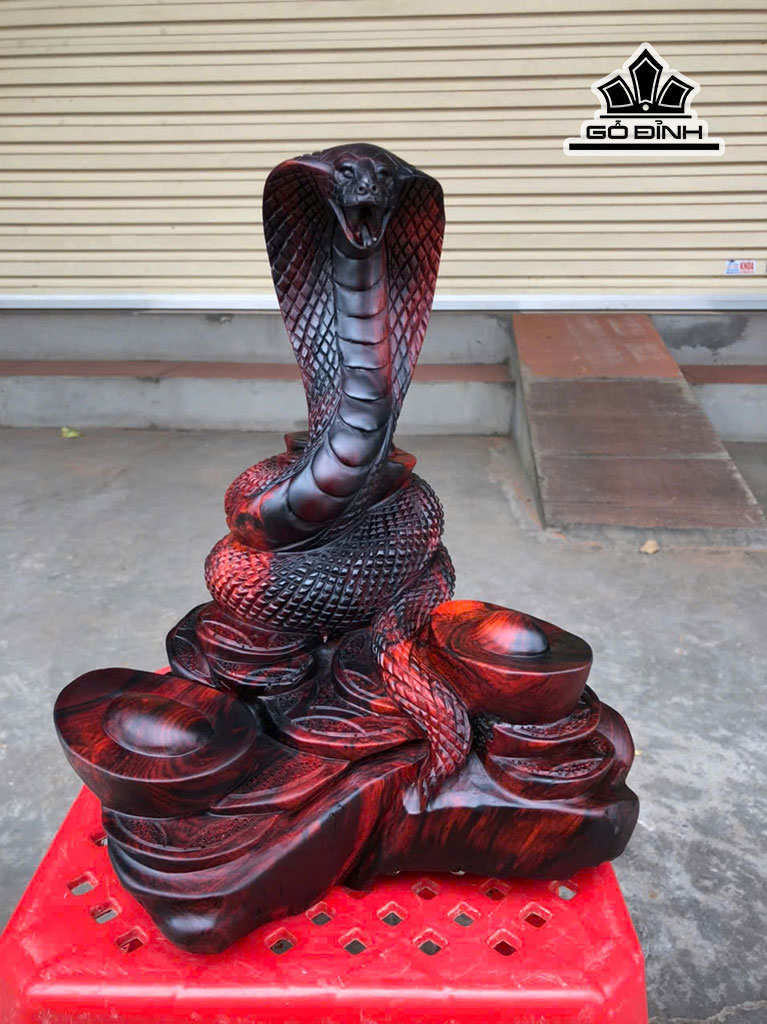 Tượng Rắn Phong Thủy Gỗ Trắc Cao 28 Ngang 23 Sâu 21 (cm)