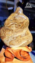 Tác Phẩm Đá Mã Não Cao 34 Ngang 23 (cm) 5kg