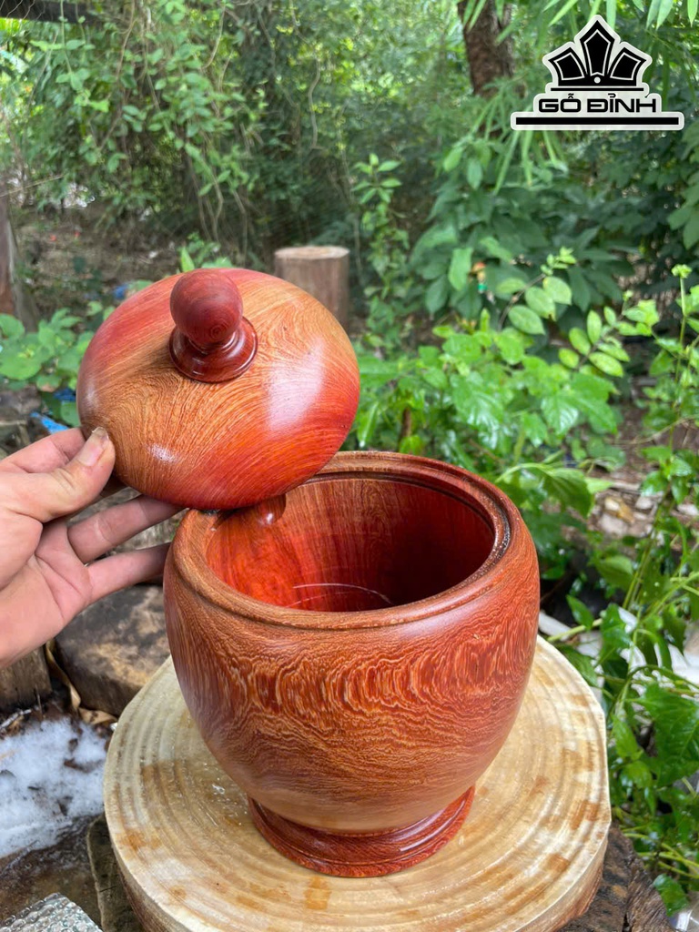 Bình Ủ Trà Gỗ Hương Cao 23 Đường Kính 18 (cm) - 0,5Lít