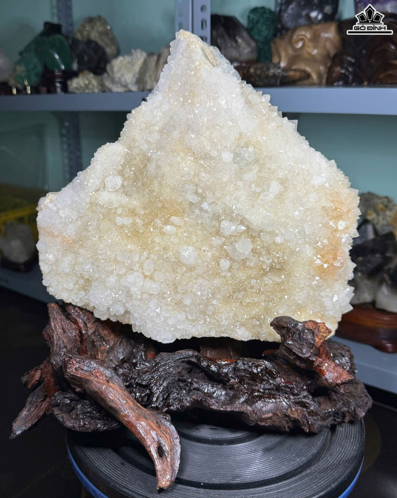 Thạch Anh Tinh Thể Tráng Gương Cao 31 Ngang 29 (cm) - 5,8kg