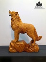 Tượng Chó Sói Vàng Gỗ Hương Cao 55 Ngang 43 Sâu 15 (cm)