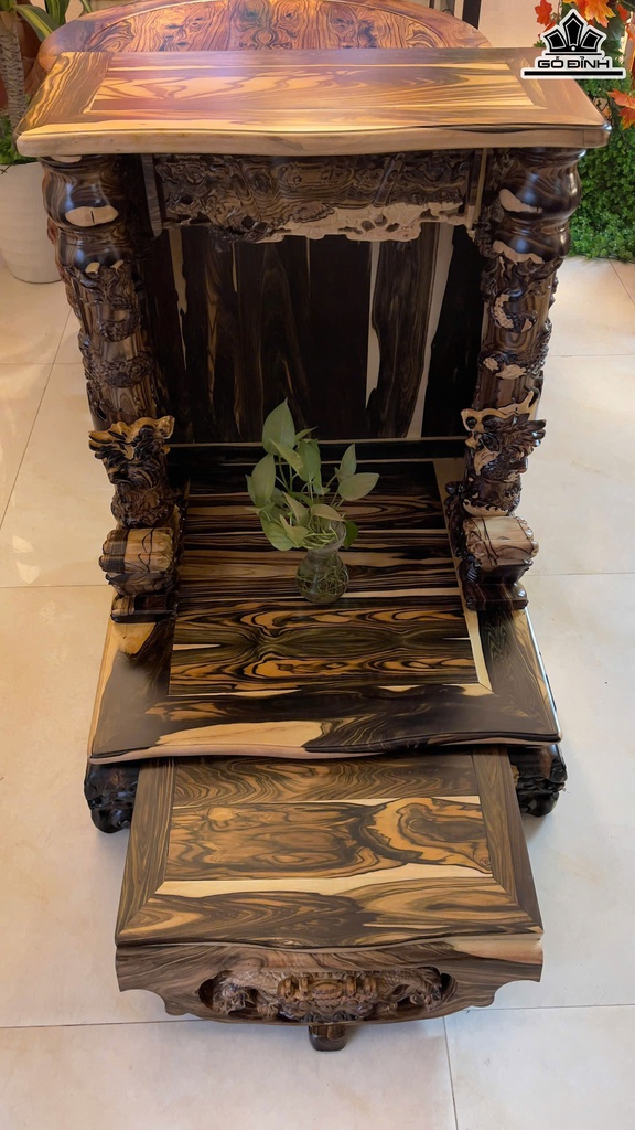 Bàn Thờ Thần Tài Gỗ Mun Hoa Cao 89 Ngang 68 Sâu 68 (cm)