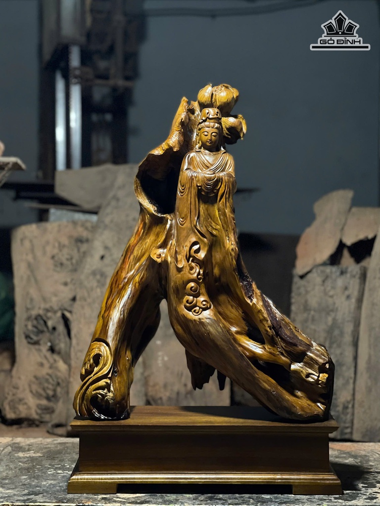 Tượng Nhất Tâm Bái Phật Gỗ Bách Xanh Cao 63 Ngang 46 Sâu 23 (cm)