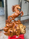Tượng Ngựa Phong Thủy (Nhất Mã Phi Thiên) Gỗ Hương Cao 45 Ngang 38 Sâu 30 (cm)