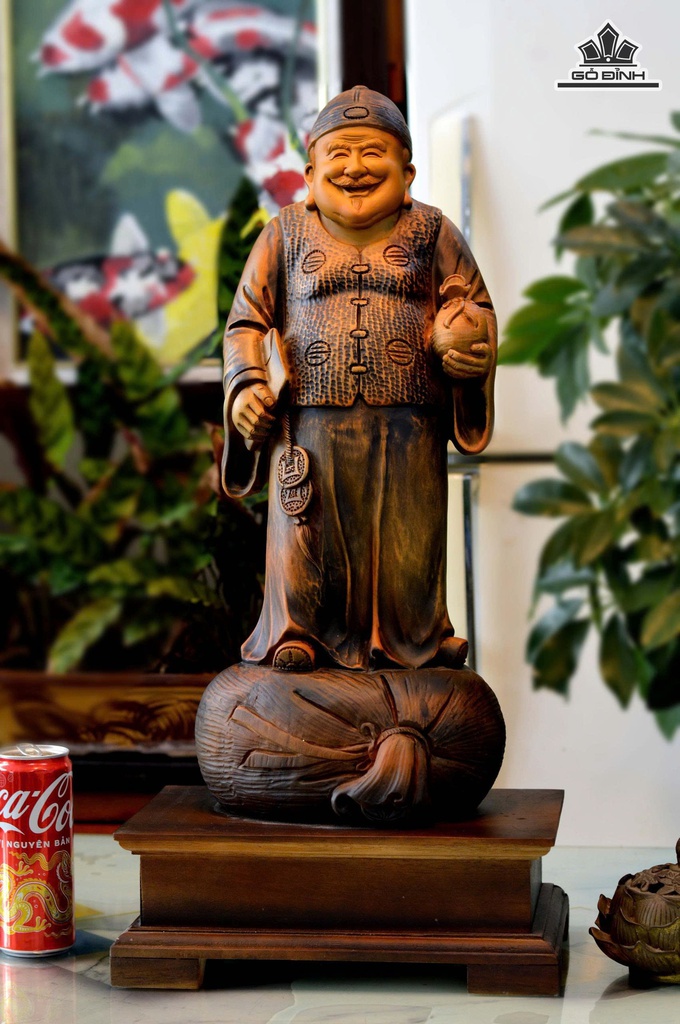 Tác Phẩm Thương Gia Gỗ Bách Xanh Cao Cả Kỷ 62 Ngang 23 Sâu 15 (cm) - Kỷ Cao 10