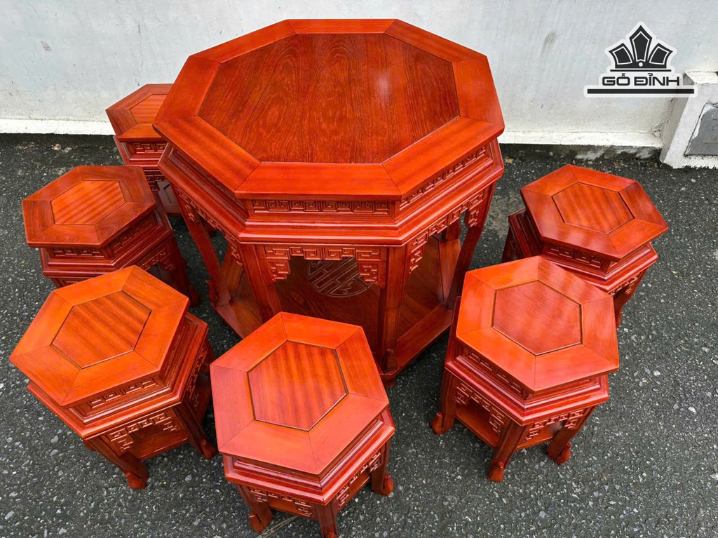 Bộ Đôn Lục Lăng 7 Món Gỗ Gụ - Bàn Cao 70 Mặt Bàn Rộng 81 - Ghế Cao 43 - Đường Kính Mặt Ghế Rộng 36 (cm)