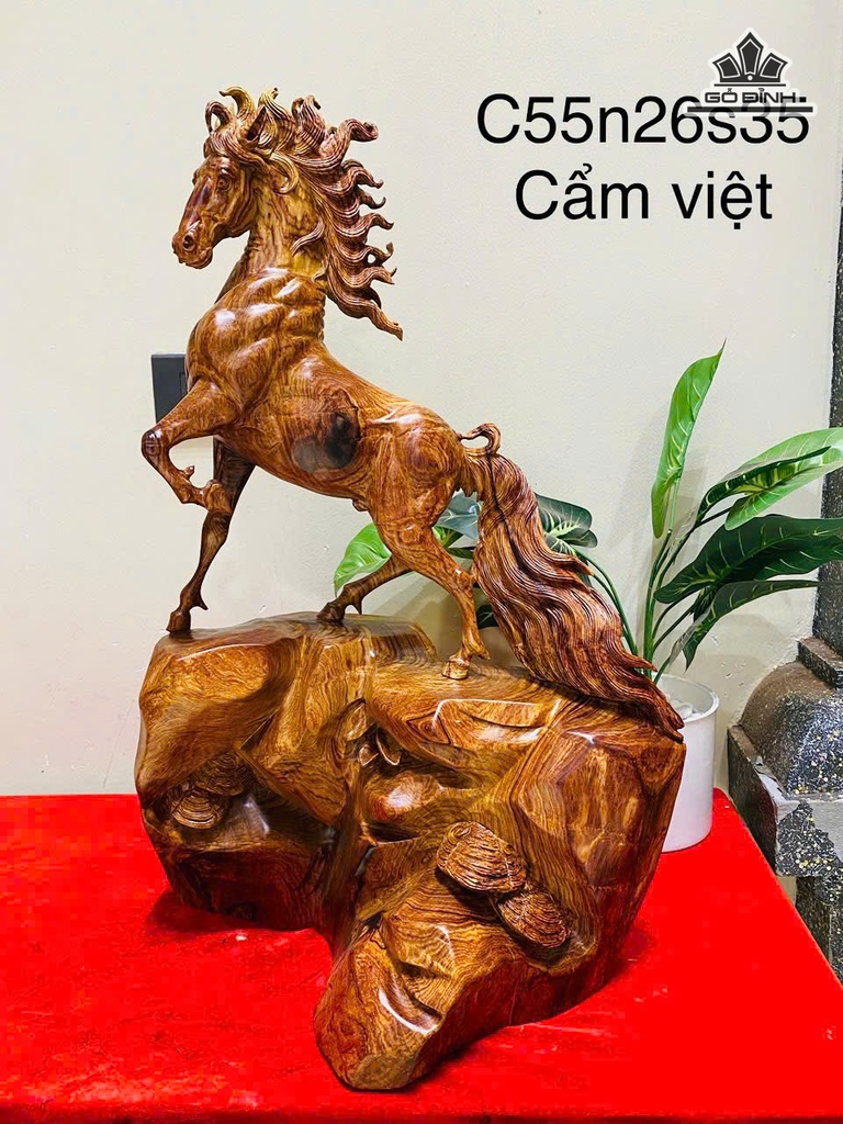 Tượng Ngựa Phong Thủy Gỗ Cẩm Cao 55 Ngang 26 Sâu 35 (cm)