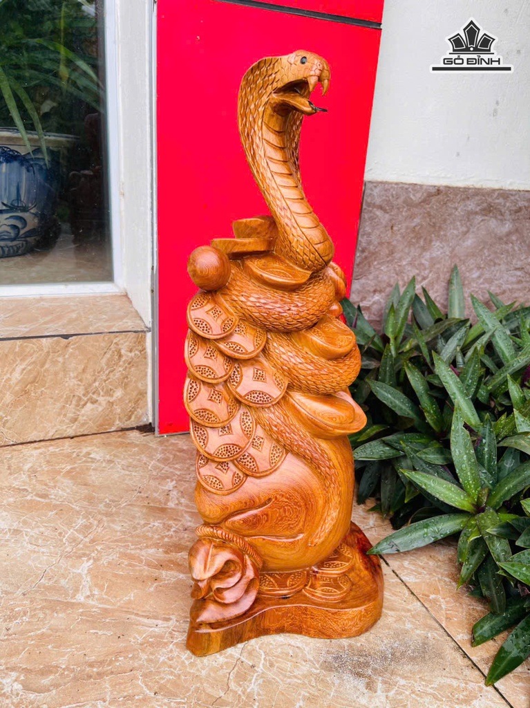 Tượng Rắn Phong Thủy Gỗ Hương Cao 52 Ngang 24 Sâu 18 (cm) - 6kg