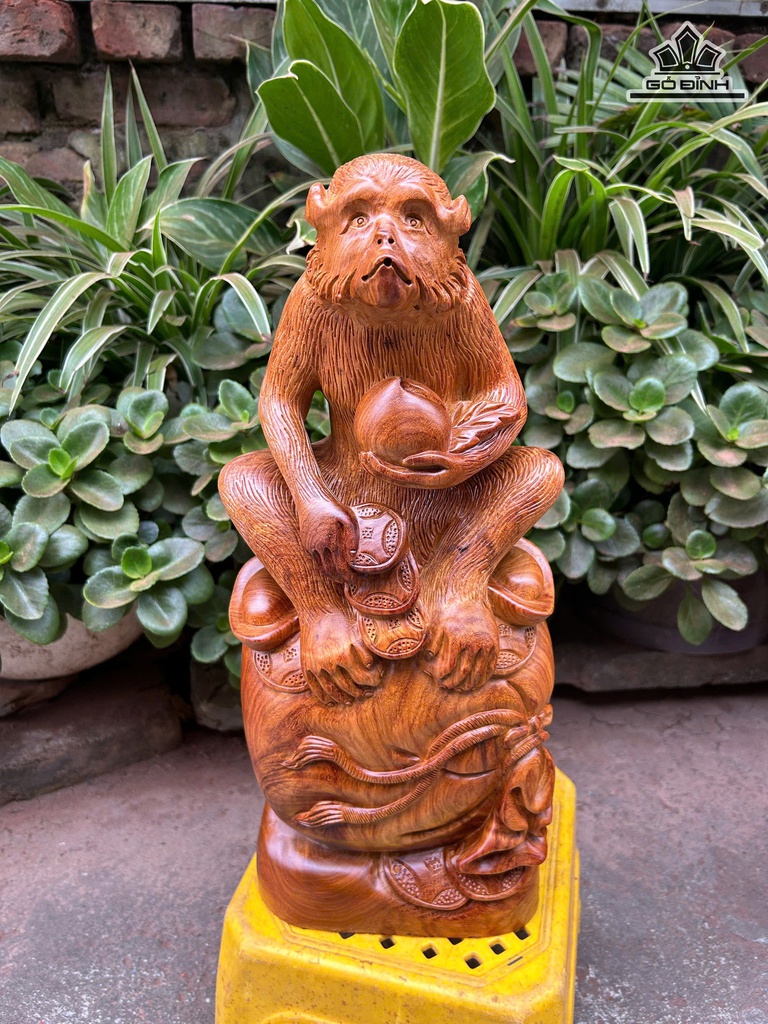 Tượng Khỉ Gỗ Hương Cao 42 Ngang 18 Sâu 15 (cm)