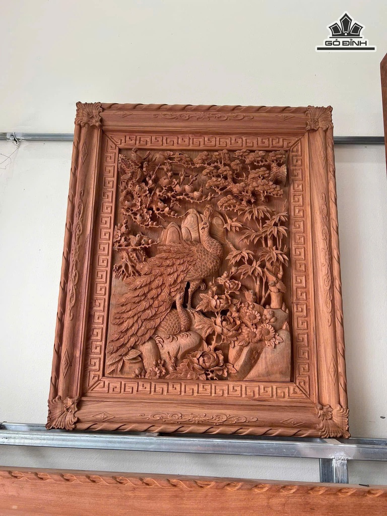 Tranh Phu Thê Viên Mãn Gỗ Hương Đá Kích Thước 97x117x8 (cm)