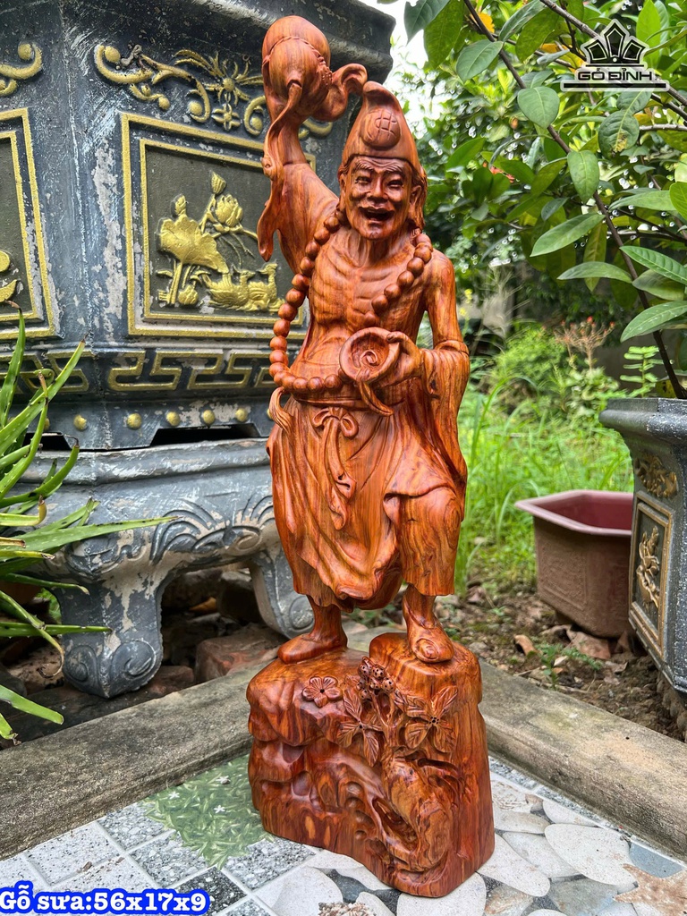 Tượng Tế Công Gỗ Sưa Cao 56 Ngang 17 Sâu 9 (cm)
