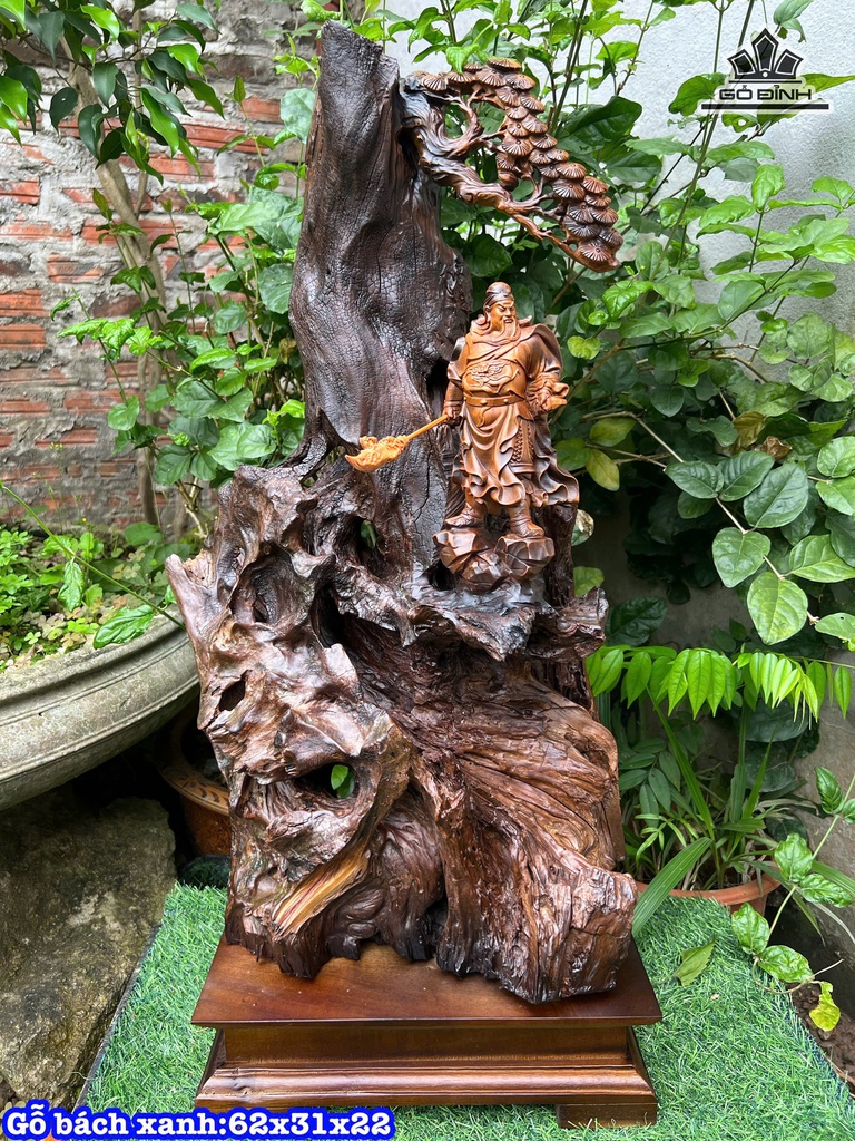 Tượng Quan Công Gỗ Bách Xanh Cao 62 Ngang 31 Sâu 22 (cm)