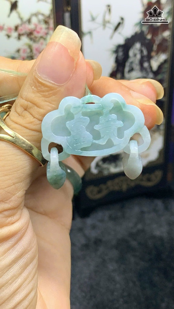Khóa Trường Mệnh Hoa Bay Cẩm Thạch Jadeite A Myama 18.6x31.2x5.6mm-8.1g