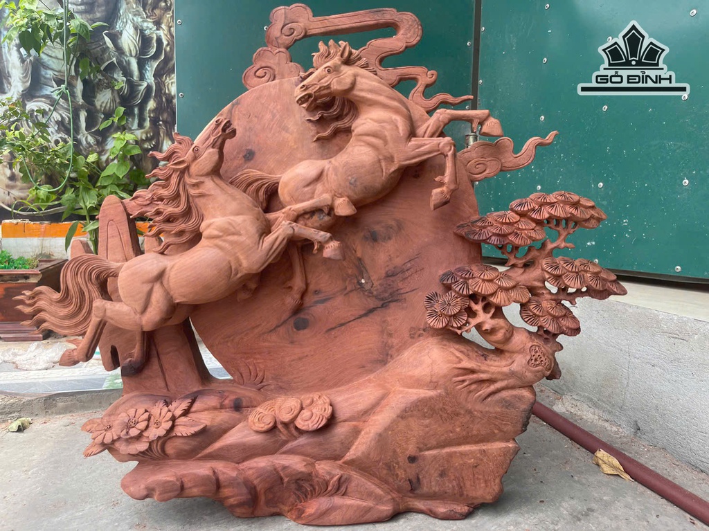 Tượng Song Mã Uyên Ương Gỗ Hương Cao 61 Ngang 70 Sâu 11 (cm)