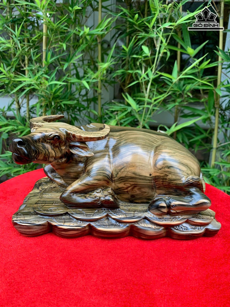 Tượng Trâu Gỗ Mun Hoa Cao 12 Ngang 24 Sâu 14 (cm)