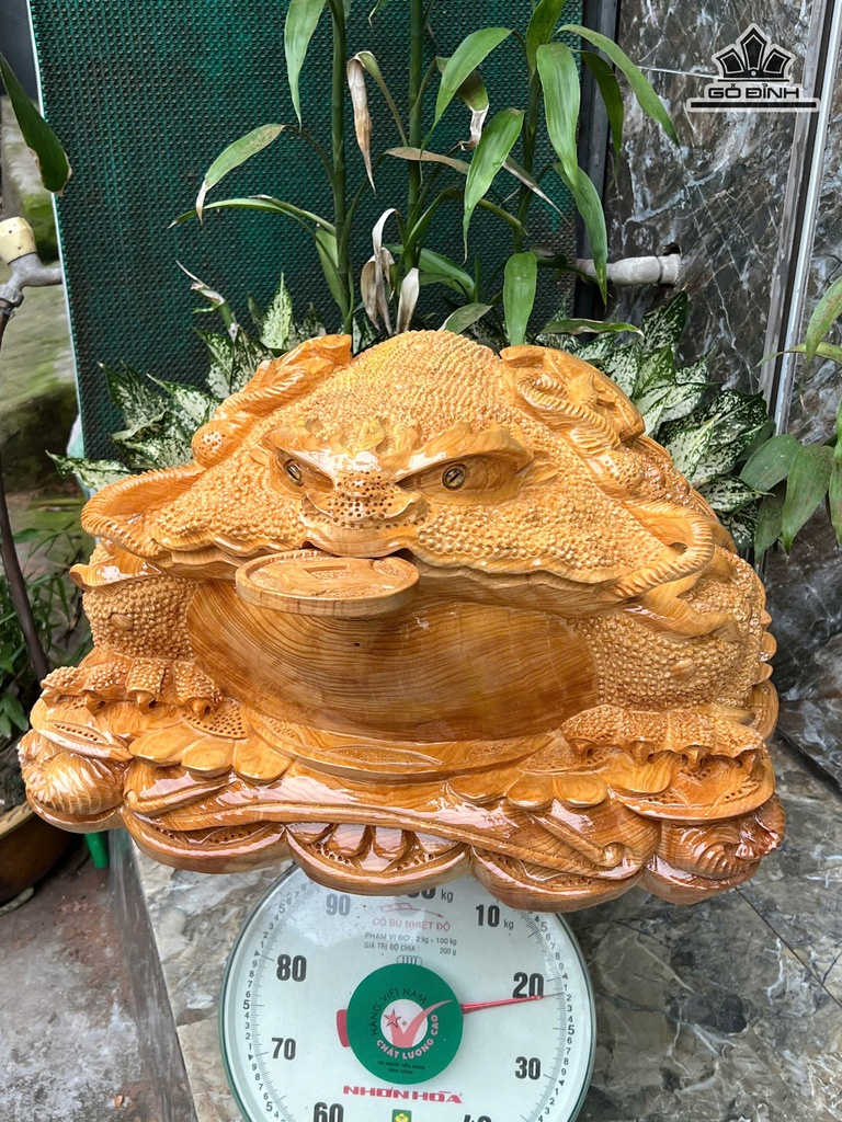 Tượng Cóc Ngậm Tiền Gỗ Ngọc Am Cao 30 Ngang 52 Sâu 42 (cm)