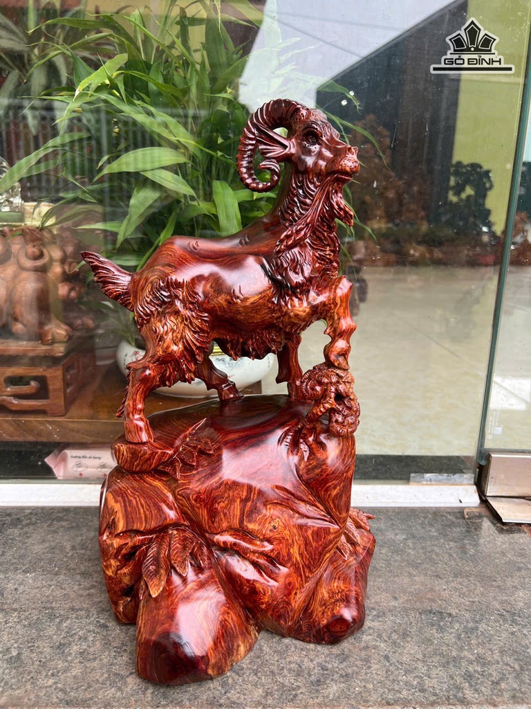 Tượng Nhất Dương Gỗ Cẩm Cao 41 Ngang 29 Sâu 21 (cm)