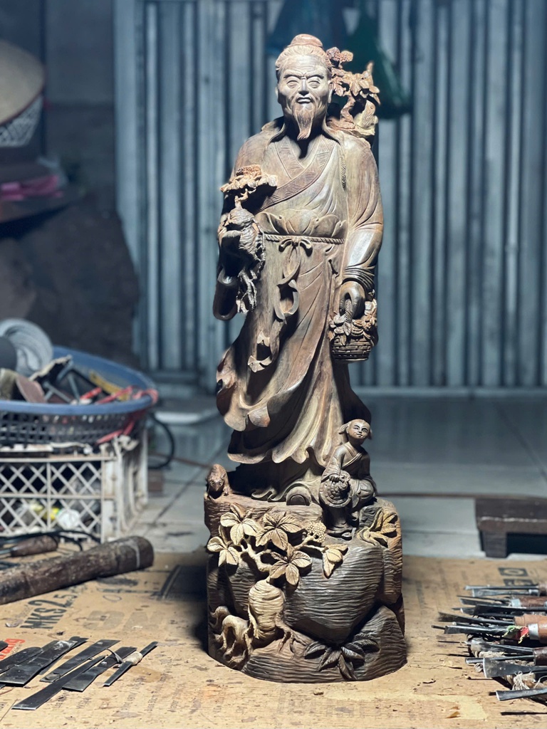 Tượng Thần Y Hoa Đà Gỗ Trắc Cao 61 Ngang 19 Sâu 18 (cm)
