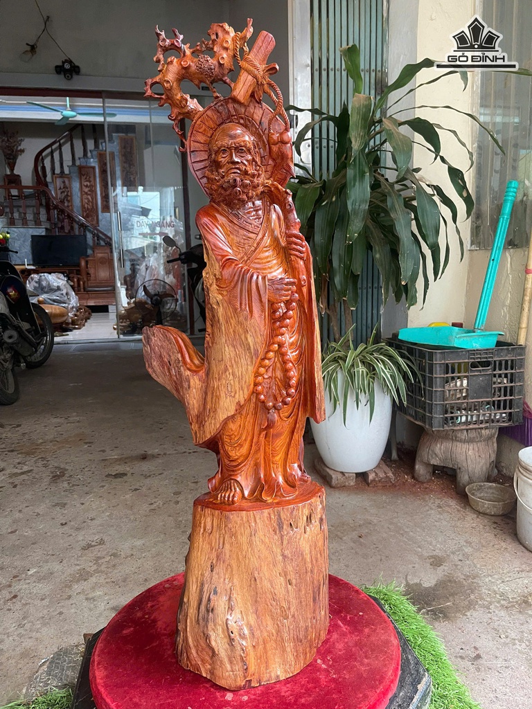 Tượng Đạt Ma Sư Tổ Gỗ Hương Cao 96 Ngang 31 Sâu 26 (cm)