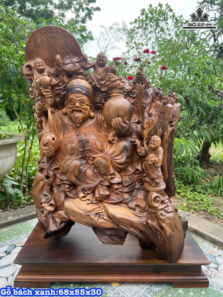 Tượng Quản Gia Gỗ Bách Xanh Cao 68 Ngang 55 Sâu 30 (cm)
