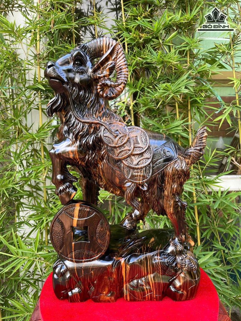 Tượng Dê Phong Thủy Gỗ Mun Hoa Cao 50 Ngang 29 Sâu 13 (cm)