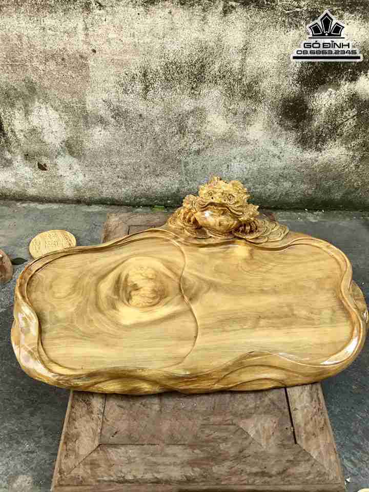 Khay Trà Cóc Ngậm Tiền gỗ nu nghiến  dài 51 rộng 38 dày 14 (cm)