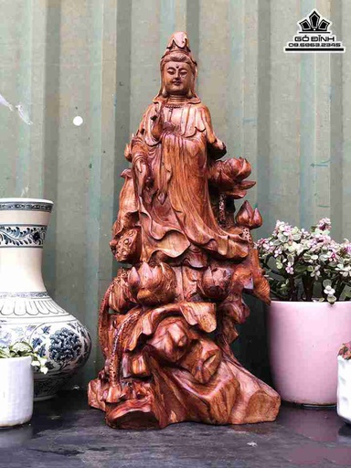 Tượng Phật Bà Quan Âm Gỗ Sưa  Cao 46 Ngang 26 Sâu 21 (cm)