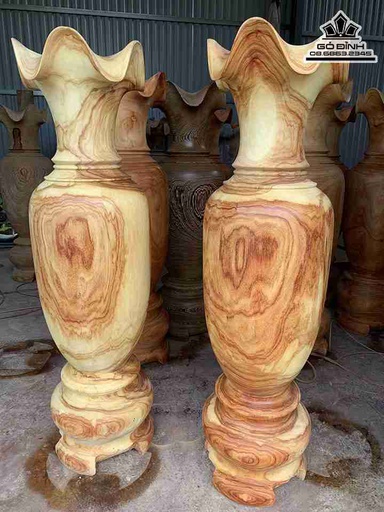 Cặp Lục Bình Gỗ Hương Đỏ Nam Phi  Cao 172 Đường Kính 48 (cm)