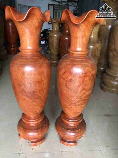 Cặp Lục Bình Gỗ Hương Đỏ  Cao 157 Đường Kính 45 (cm)