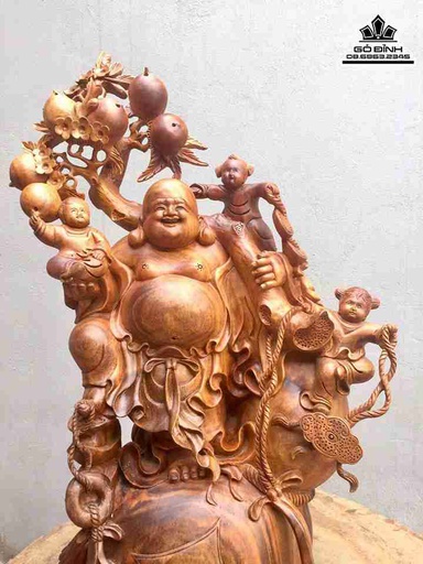 Tượng Phật Di Lặc Vác Cành Đào Gỗ Xá Xị (Gù Hương)  Cao 82 Ngang 38 Sâu 38 (cm)