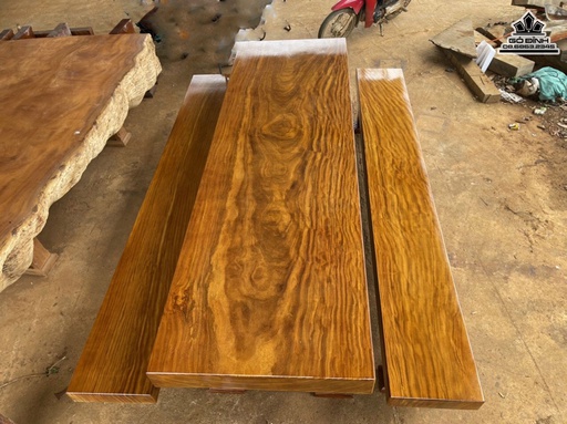 Bộ Bàn Ghế K3 Gỗ Cẩm Hồng Bàn Dài 320 Rộng 100 Dày 16 Ghế Dài 320 Rộng 45 Dày 10 (cm)