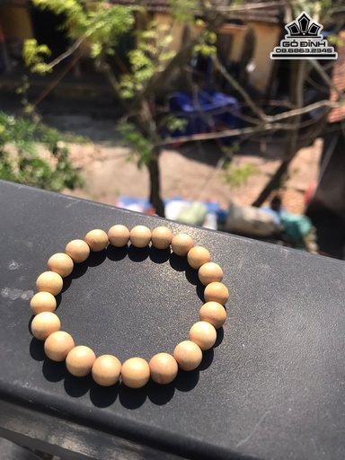 Vòng Tay Hạt Tròn Gỗ Đàn Hương 14 Li