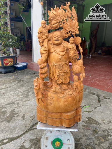 Tượng Phật Di Lặc Tam Phúc Vác Cành Đào Gỗ Ngọc Am Cao 90 Ngang 46 Sâu 26 (cm)