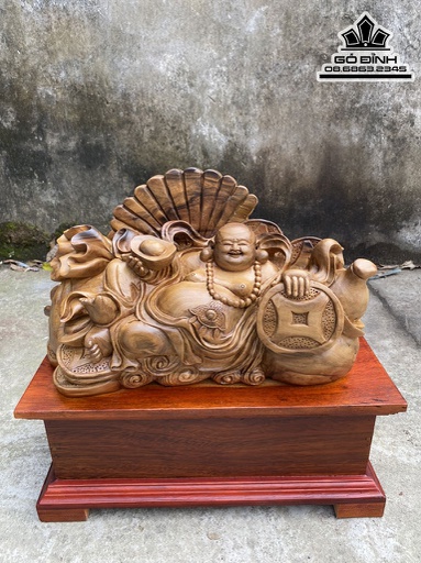 Tượng Di Lặc Ngồi Bao Tiền Gỗ Bách Xanh Cao 23 Ngang 40 Sâu 20 (cm)