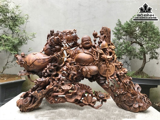 Tượng Di Lặc Kéo Bao Tiền Gỗ Bách Xanh Cao 66 Ngang 105 Sâu 40 (cm)