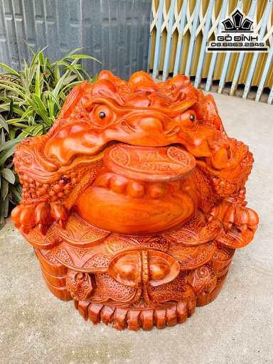 Tượng Cóc Ngậm Tiền Gỗ Hương Cao 39 Ngang 48 Sâu 48 (cm)