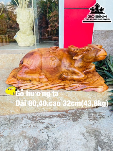 Tượng Trâu Phong Thủy Gỗ Hương Cao 32 Ngang 80 Sâu 40 (cm)
