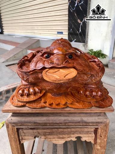 Tượng Cóc Ngậm Tiền Gỗ Hương Cao 19 Ngang 35 Sâu 35 (cm)