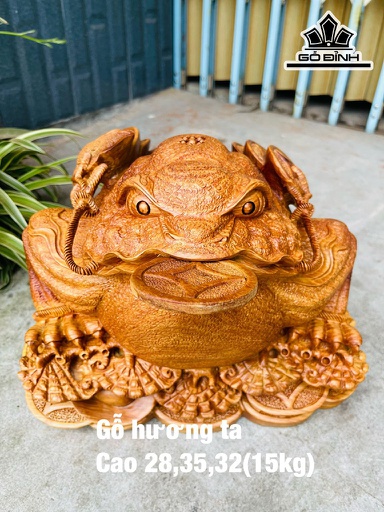 Tượng Cóc Ngậm Tiền Gỗ Hương Cao 28 Ngang 35 Sâu 32 (cm)