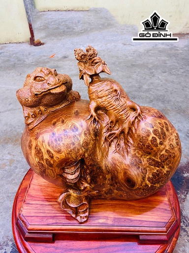 Tượng Thiềm Thừ Gỗ Nu Hương Cao 30 Ngang 38 Sâu 24 (cm)