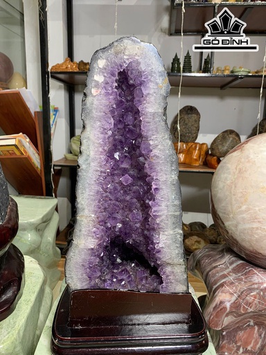 Tinh Thể Đá Thạch Anh Tím Cao 47,3 Ngang 25 Sâu 23 (cm) 15,5kg