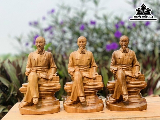 Tượng Bác Hồ Gỗ Bách Xanh Cao 20 Ngang 11 Sâu 10 (cm)