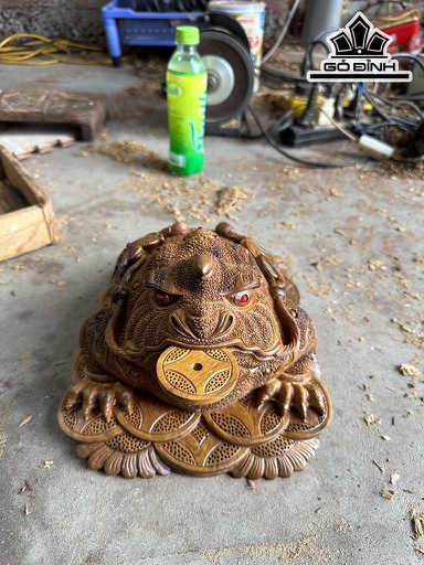 Tượng Thiềm Thừ Gỗ Hương Cao 15 Rộng 21 Dài 29 (cm)