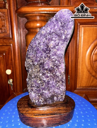 Tinh Thể Đá Thạch Anh Tím Cao 21 (cm) 1,05kg