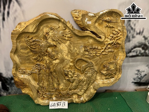 Tranh Hổ Vờn Chim Gỗ Nu Nghiến Cao 53 Ngang 62 Sâu 3 (cm)