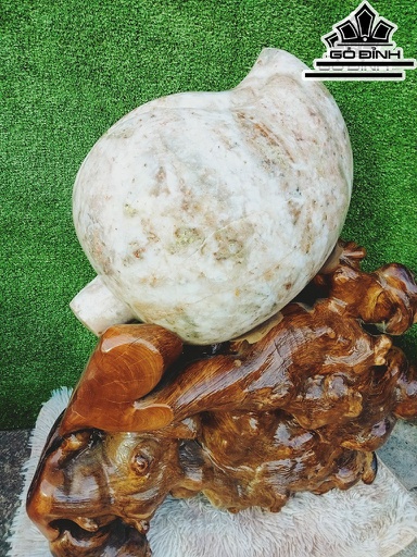 Tác Phẩm Quả Đào Đá Thạch Anh Cao 63 (cm) 56kg