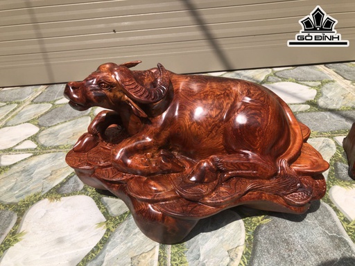 Tượng Trâu Gỗ Hương Cao 27 Ngang 48 Sâu 30 (cm)