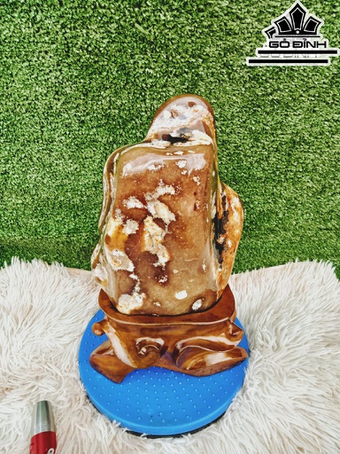 Tác Phẩm Đá Mã Não Cao 35 Ngang 18 (cm) 6,5kg